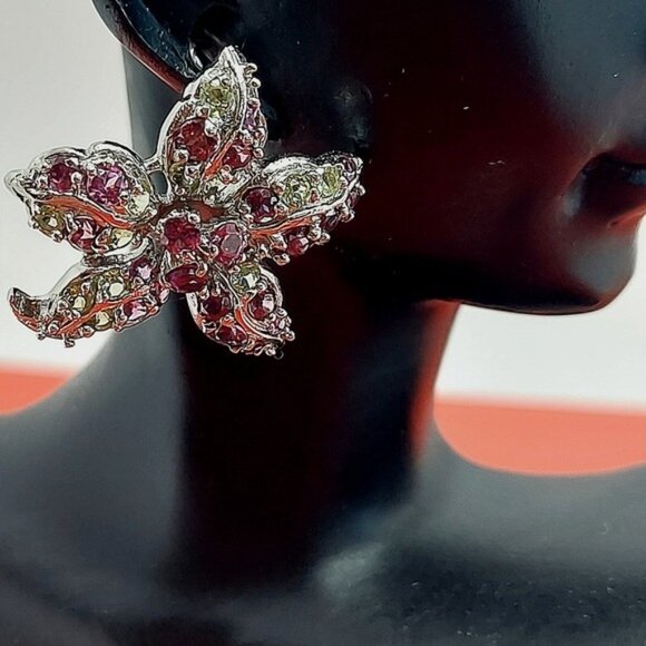 Natural Round Rhodolite Garnet 2.5mm & Peridot‎ 925 Sterling Silver Earrings - Picture 4 of 6